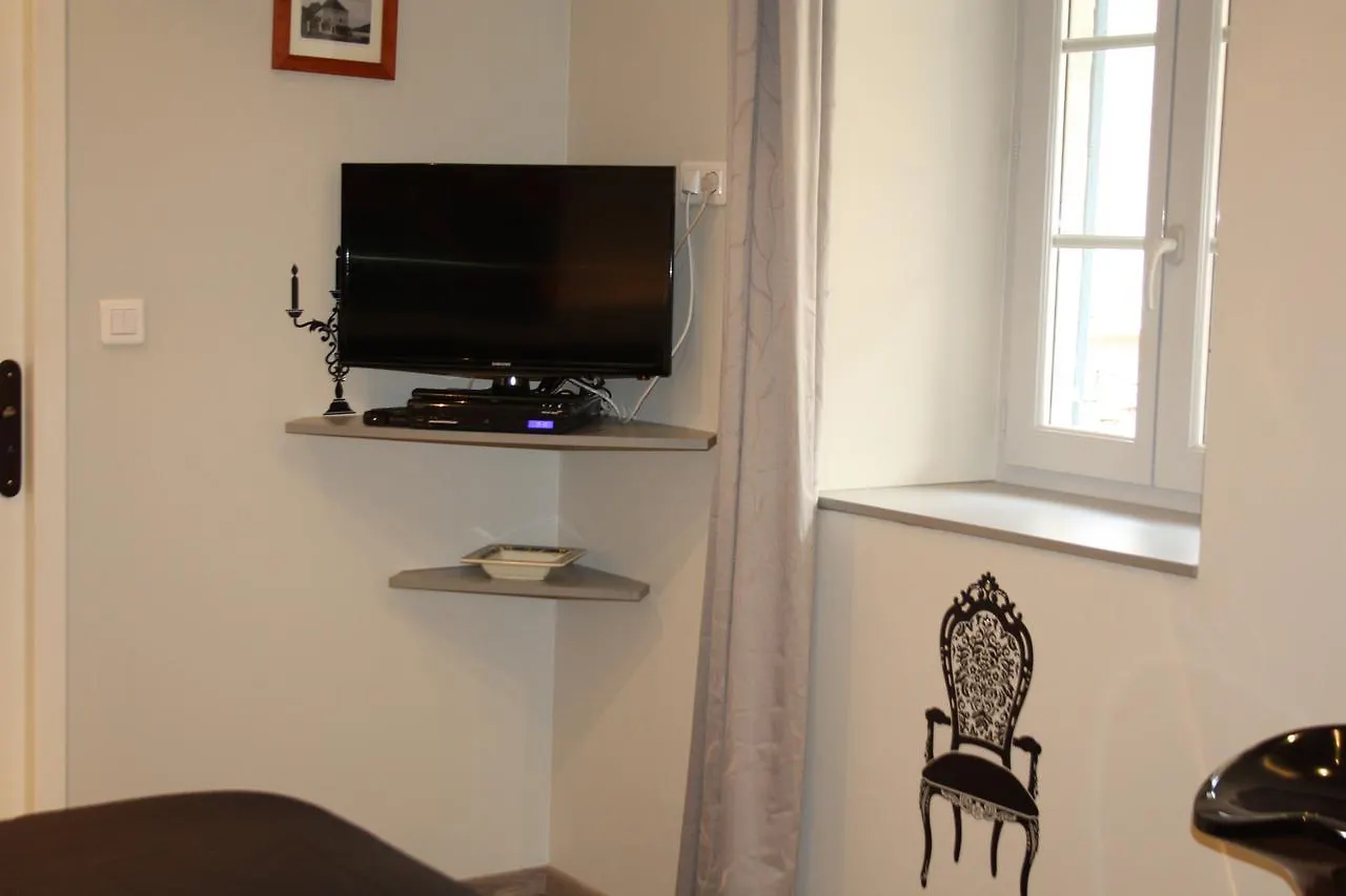 Gasthof Hotel Relais Du Destin Vertrieu