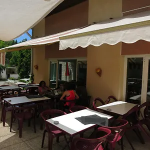 Le Pidanoux 2* Saint-Julien-du-Verdon