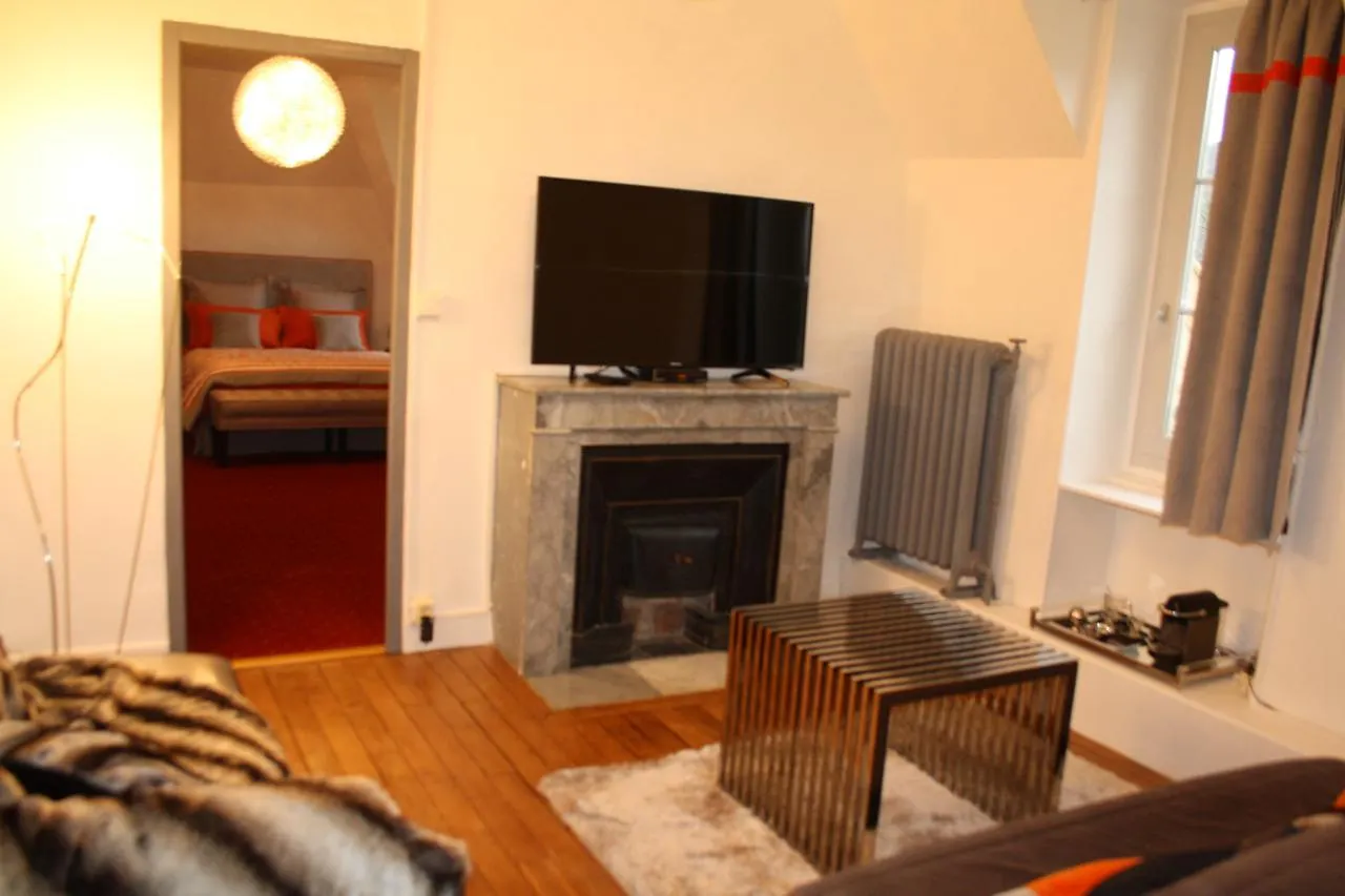 Relais Du Destin Hotel Vertrieu Guest house