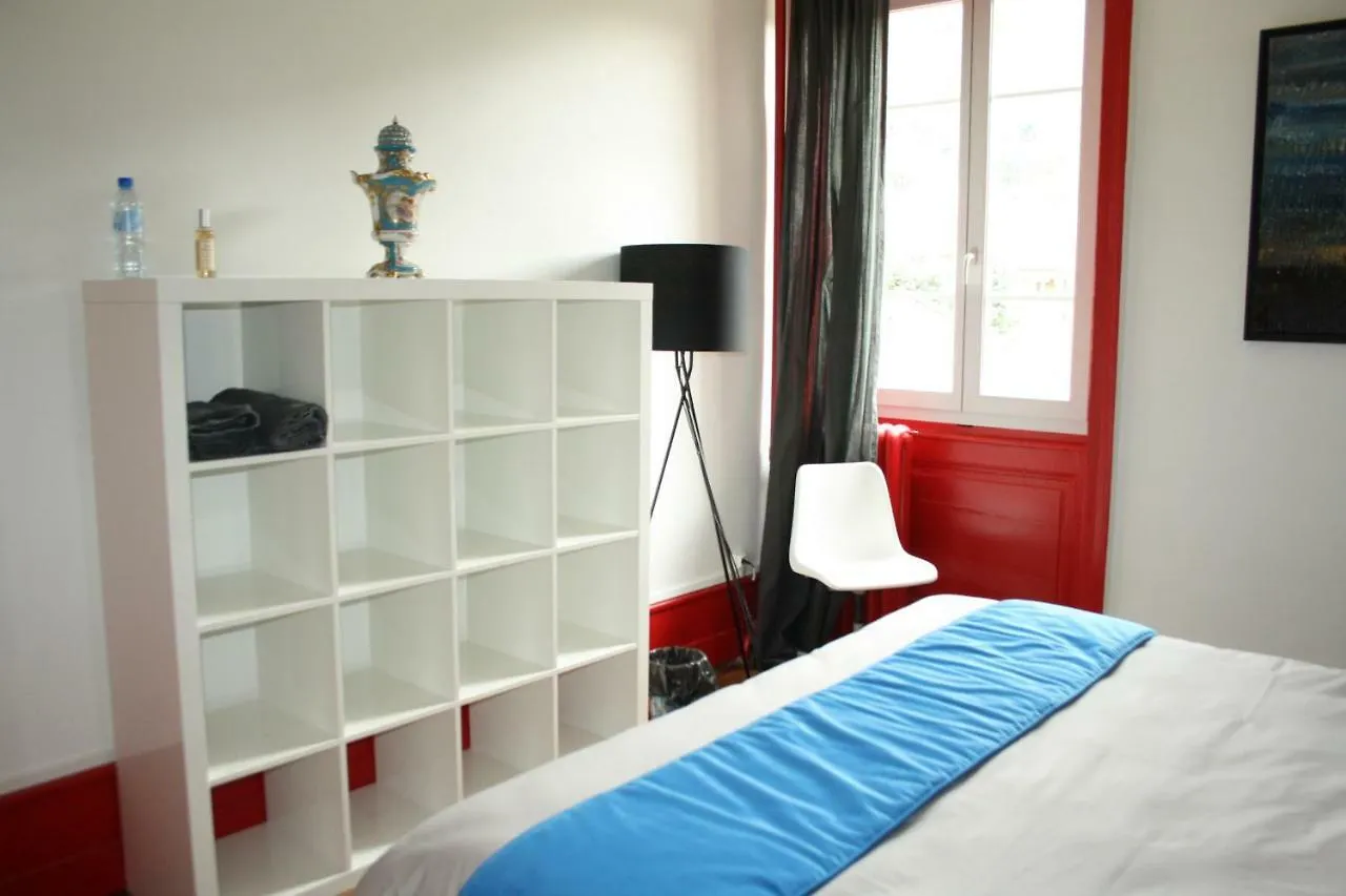 Relais Du Destin 호텔 Vertrieu